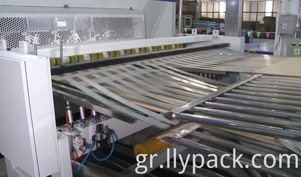 Corrugated Cardboard Cutting Machine